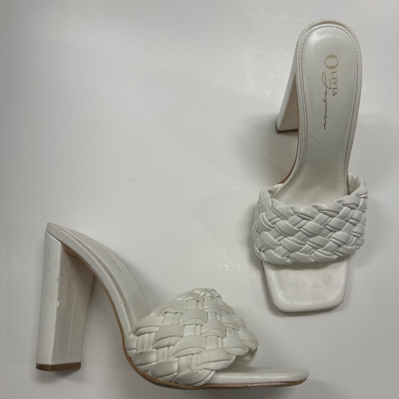 Used Great White Summer Sandals Size 10 - Picture 2 of 4